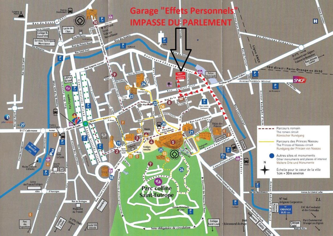 Effets Personnels Hotel Orange  Luaran gambar
